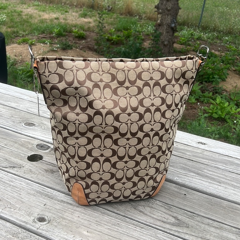 COACH - Picture 2 of 16